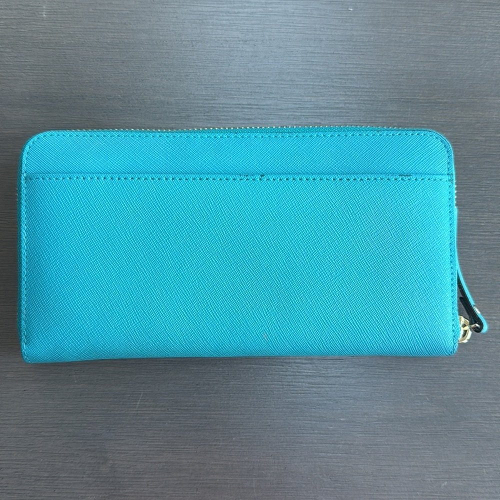 Kate Spade ♠️ Full Size Zip Around Wallet - Picture 4 of 8